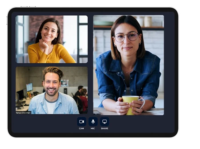 Video conference with several participants for parallel live-streamed sessions in SharEvent